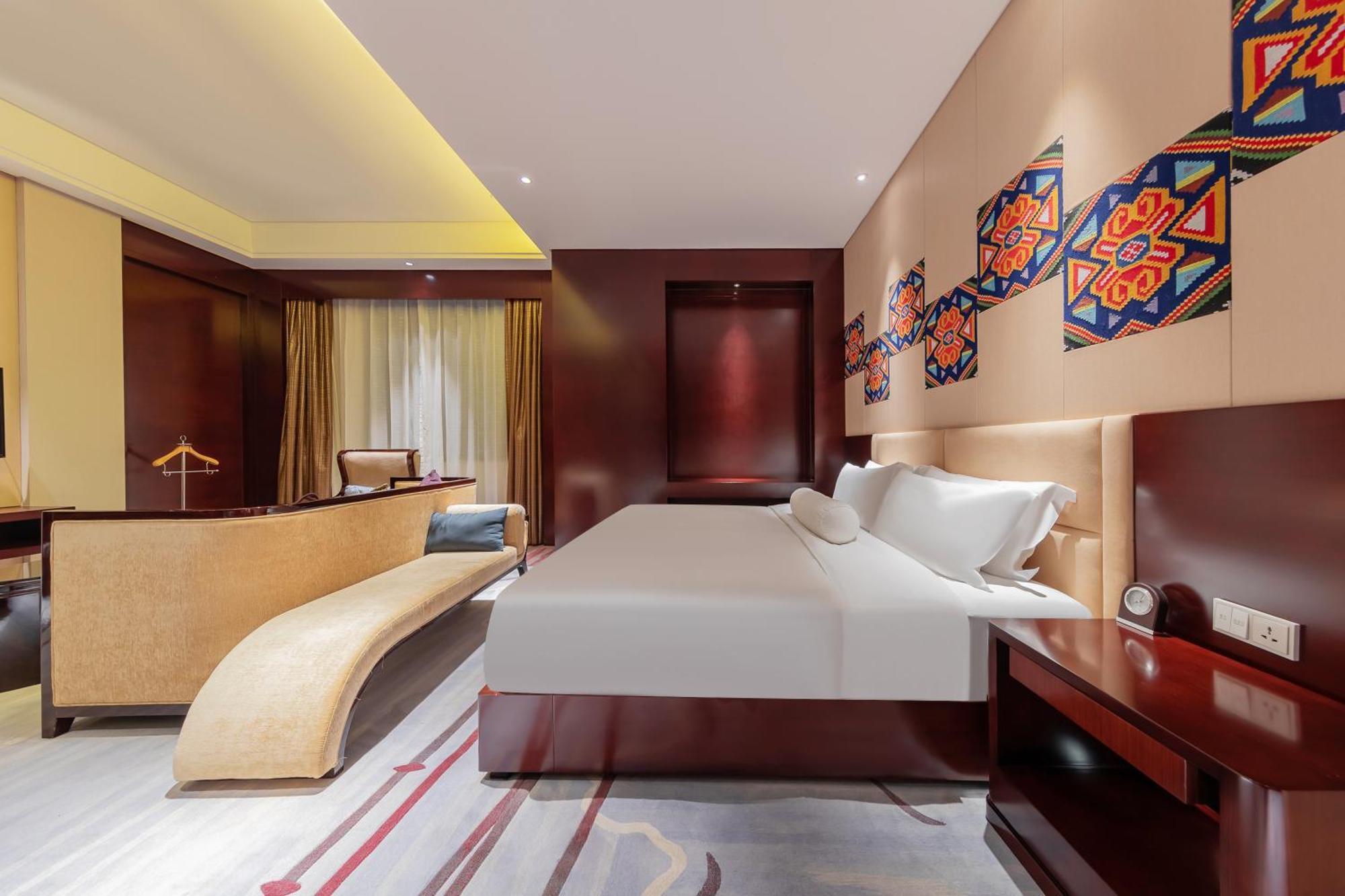 Movenpick Hotel Enshi Exterior foto